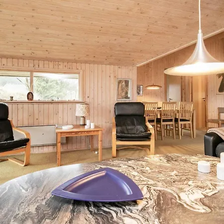 4 Person Holiday Home In Blokhus Exteriör bild