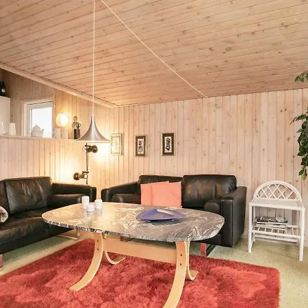 4 Person Holiday Home In Blokhus Exteriör bild